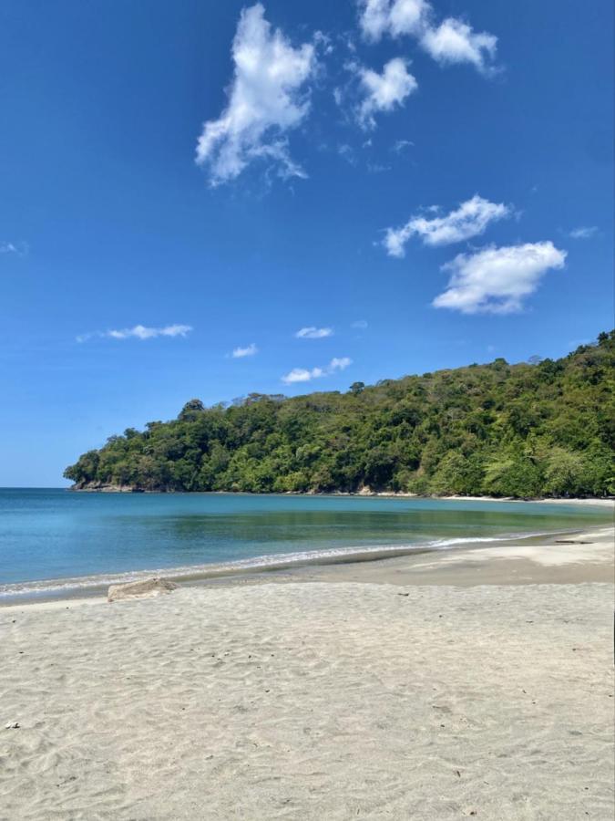 Playa La Caleta Bataan Hotel Morong  Buitenkant foto